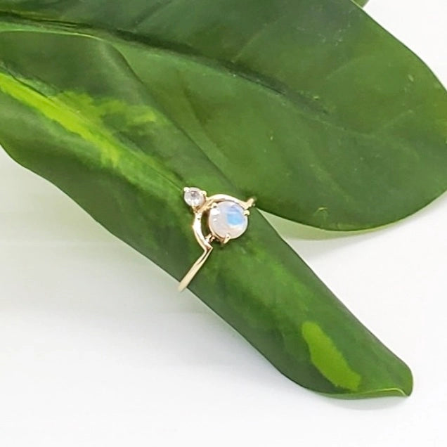 Cradled Moonstone Brass Ring | BR155 |