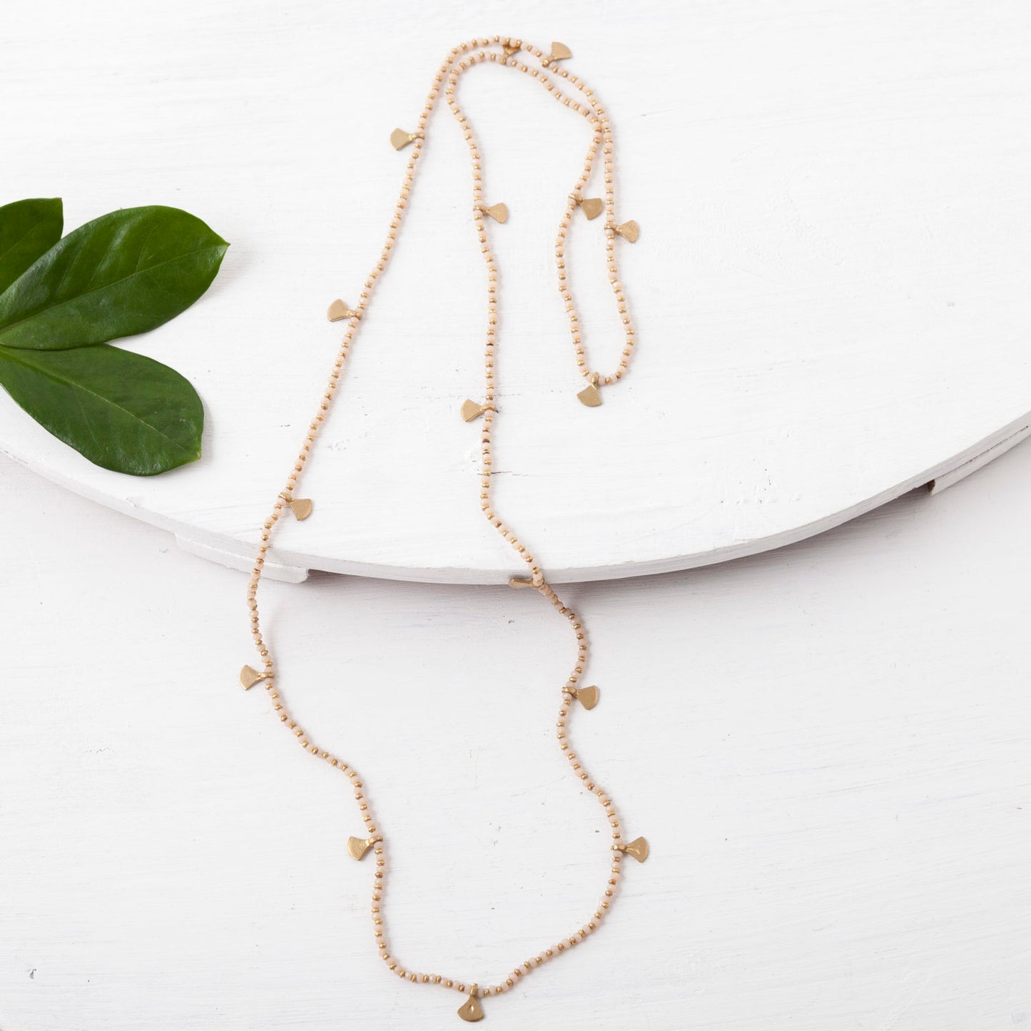 BBN071| Beaded Fan Necklace - Black