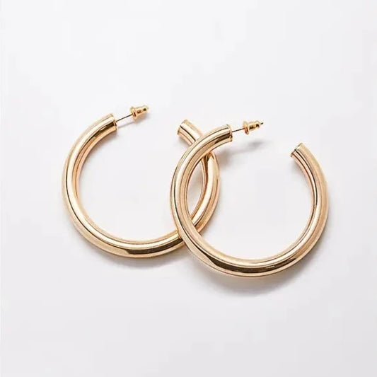 Admiral Row | Medium Hoop Earrings - Gold