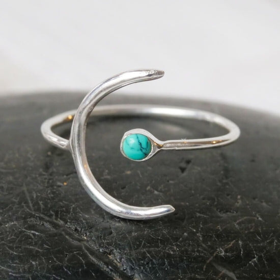 SGPR034| Crescent Ring w/ Turquoise Stone