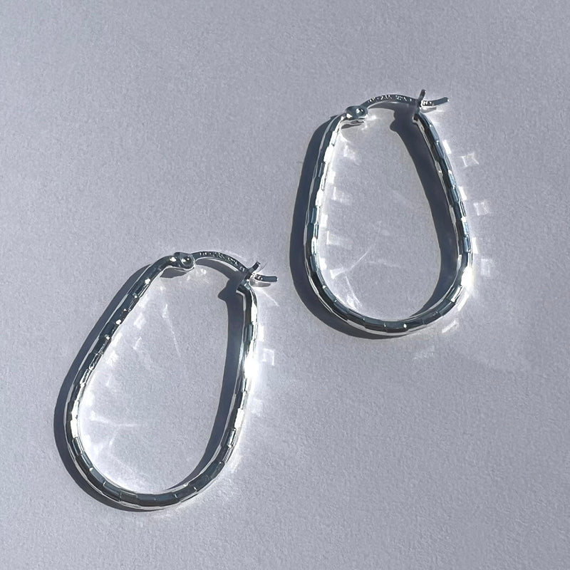 AJ Exports | Sterling Silver Small Oval Hoop Earrings