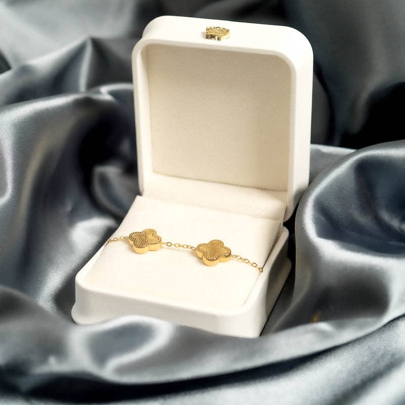 WJW | 18K Gold Stainless Steel Lucky Clover Charm Bracelet