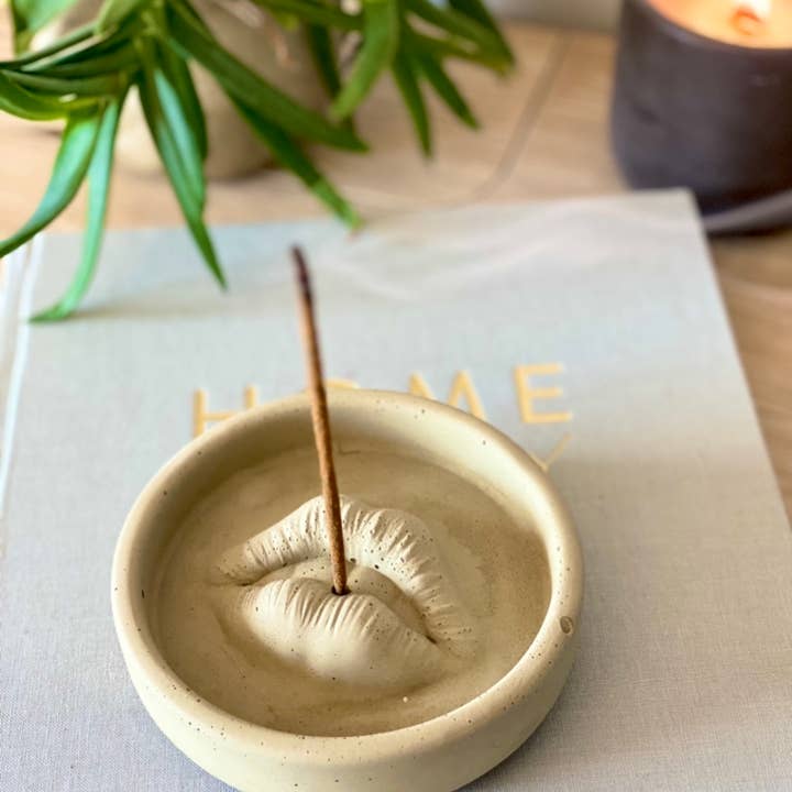 Sunday Nomad | Lip Incense Holder