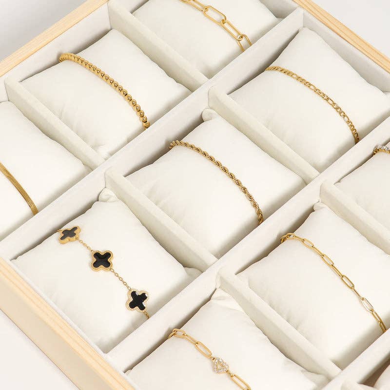 WJW | 18K Gold Stainless Steel Lucky Clover Charm Bracelet