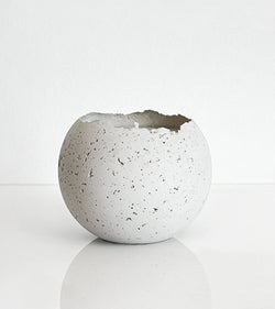 3 wick Large Orbis Concrete Candle