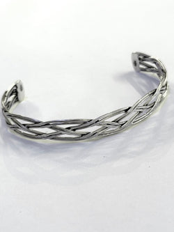 AJ Exports | Sterling Silver Intertwined Wire Open Cuff Bracelet