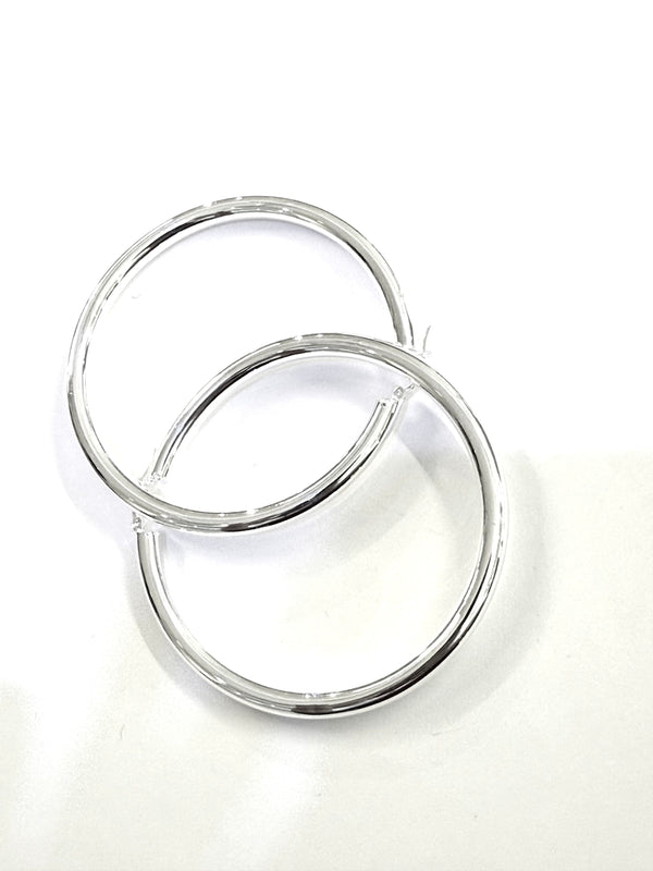 AJ Exports | Sterling Silver 5mm High Polish Medium Hoop Earrings
