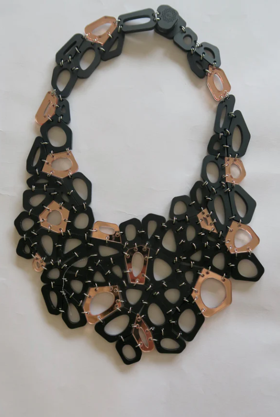 Pamela Coromoto | Voronoi Necklace