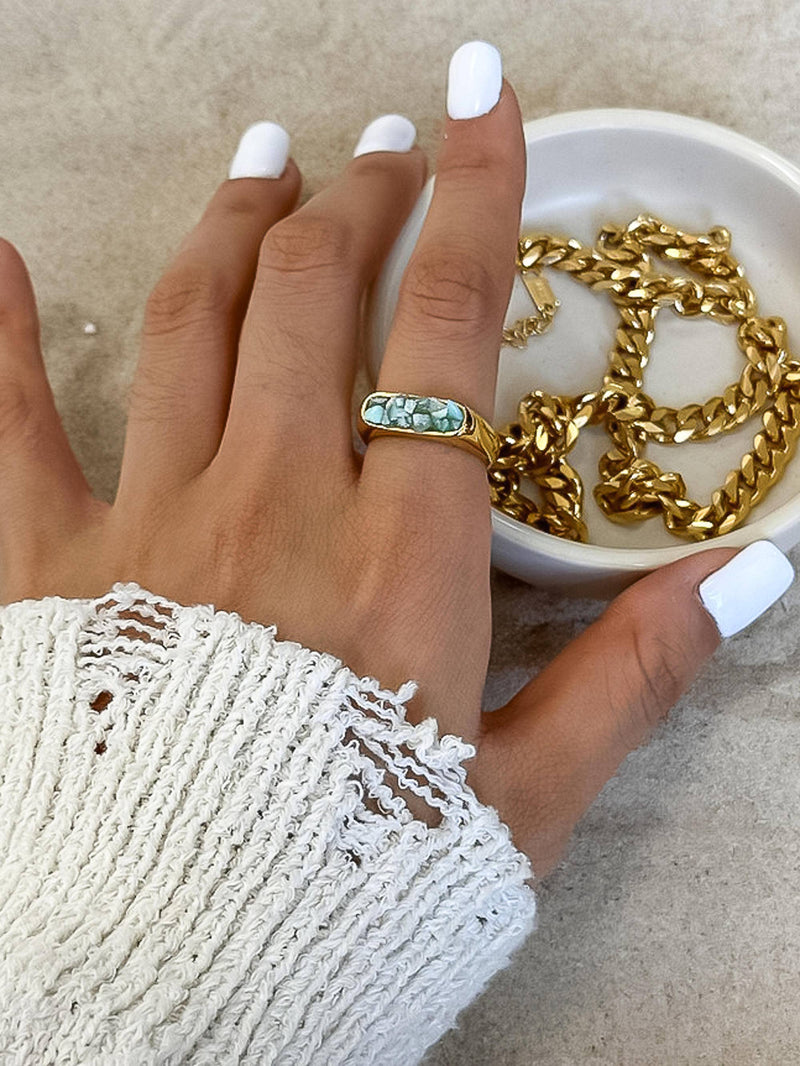 18K Gold Non-Tarnish Crushed Crystal Ring Size 7