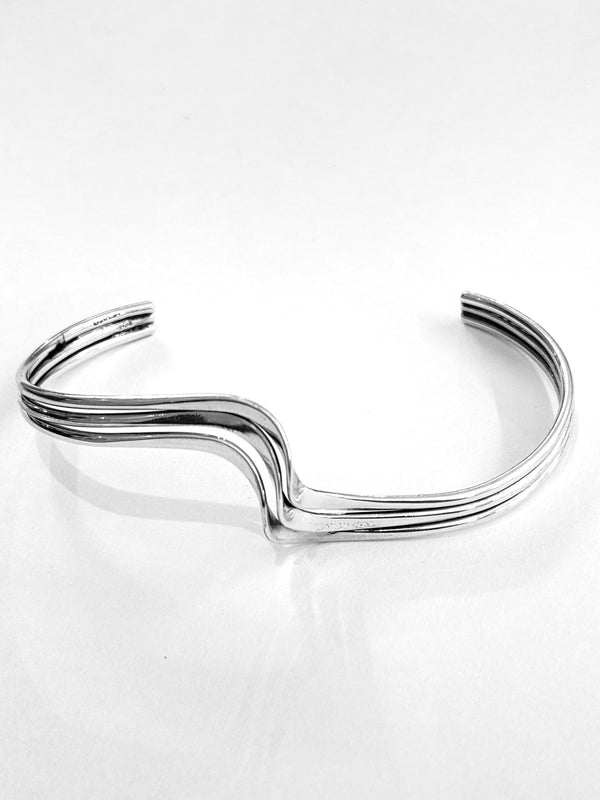 AJ Exports | Sterling Silver Thick Triple Wire Curved Wavy Bracelet