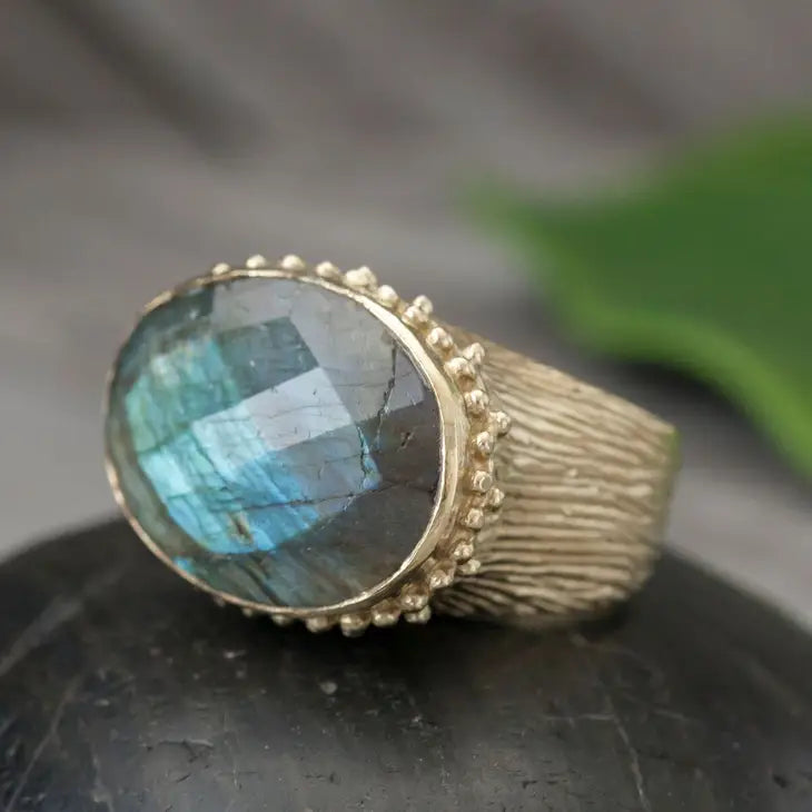 Large brass cocktail ring faceted labradorite|BR033