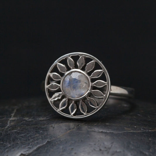 SR042M| Sterling Silver Moonstone Ray Ring