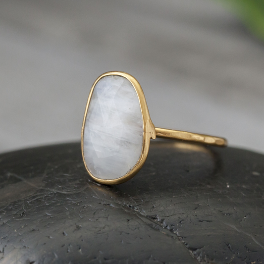 Baizaar | 22K Gold Plated Faceted Stone Ring