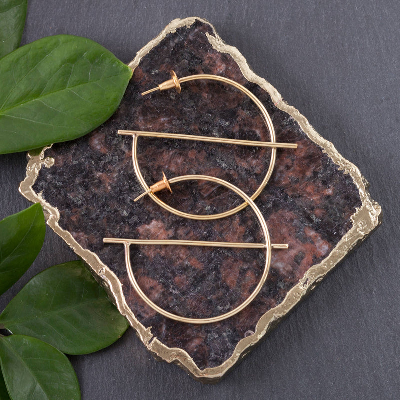 BE117 Geometric Circle Stud ER