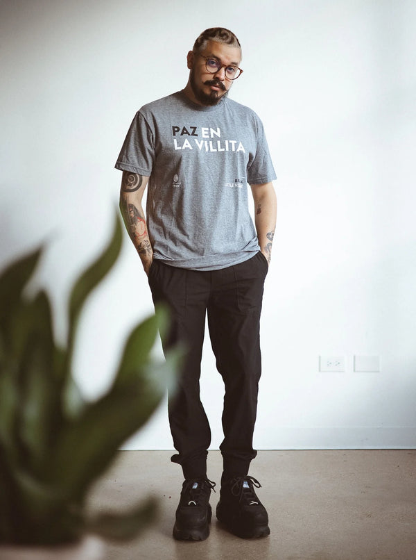 "Paz En La Villita "  T-Shirt