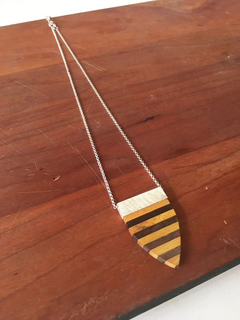 Delovo Striped Wood Tooth Necklace