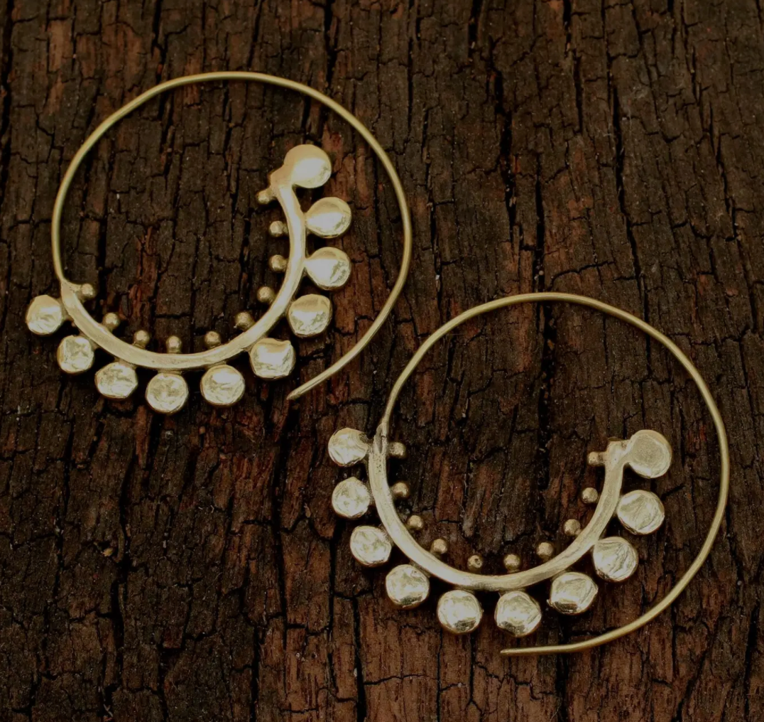 Baizaar | Brass Spotted Spiral Earrings