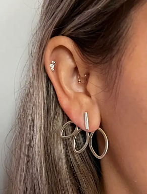 Peekaboo Lotus Design Ear Jacket