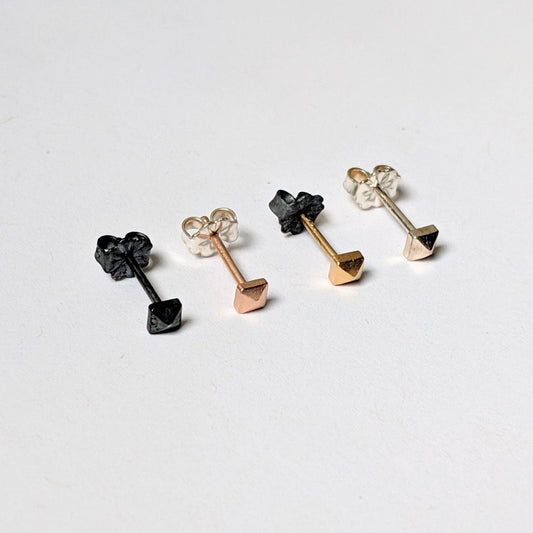 Small Pyramid Studs